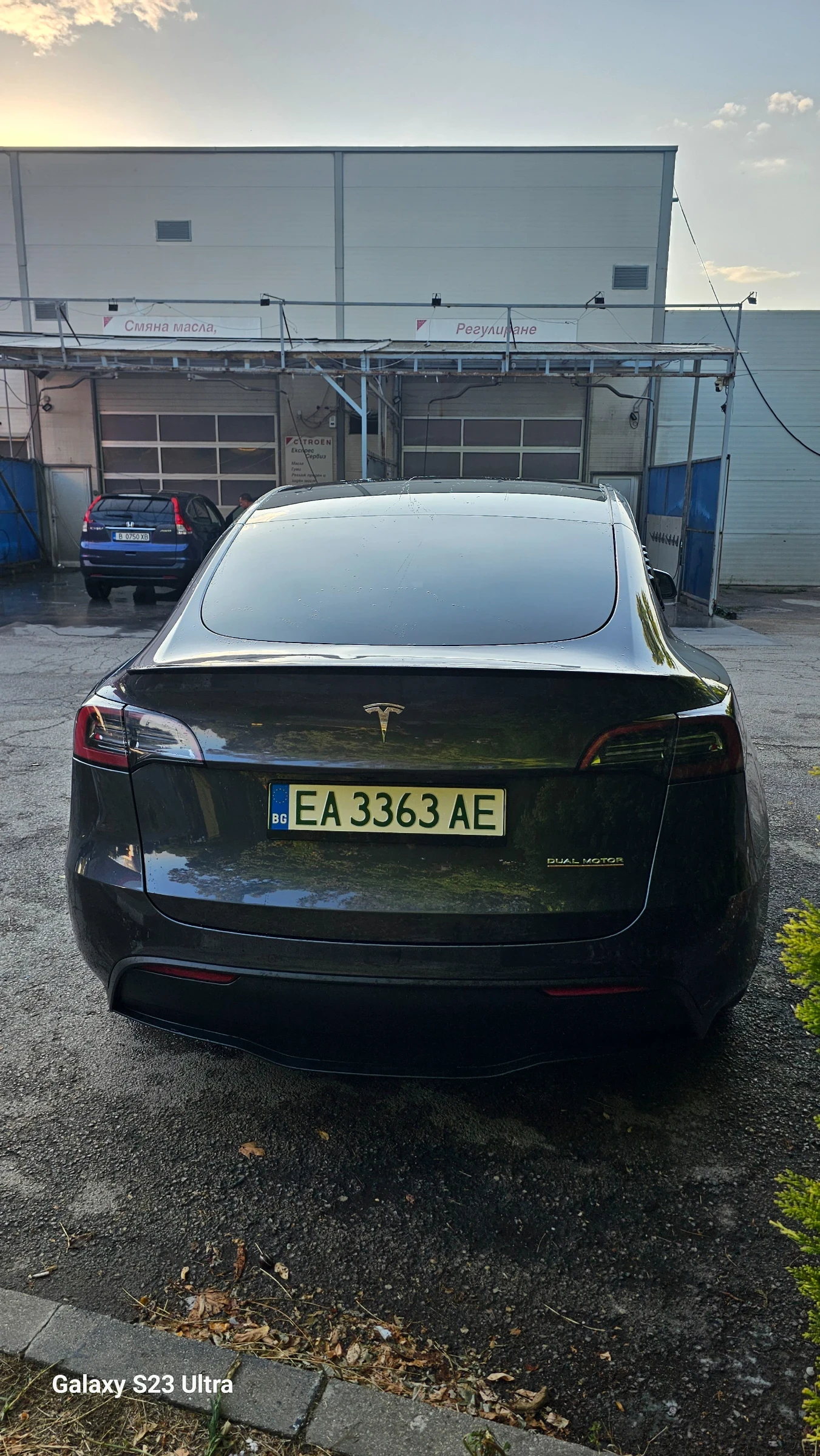 Tesla Model Y Dual motor long range, снимка 8 - Автомобили и джипове - 55766387