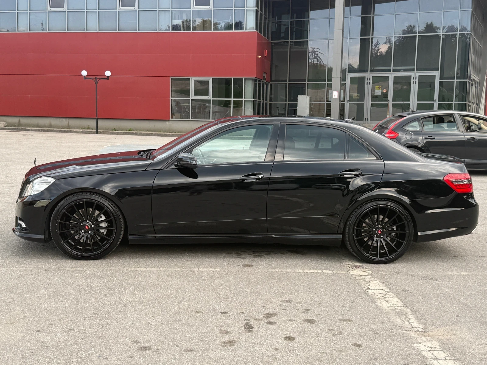 Mercedes-Benz E 500 ГАЗ/ЗАДНО/ПРУЖИНИ, снимка 4 - Автомобили и джипове - 55795256