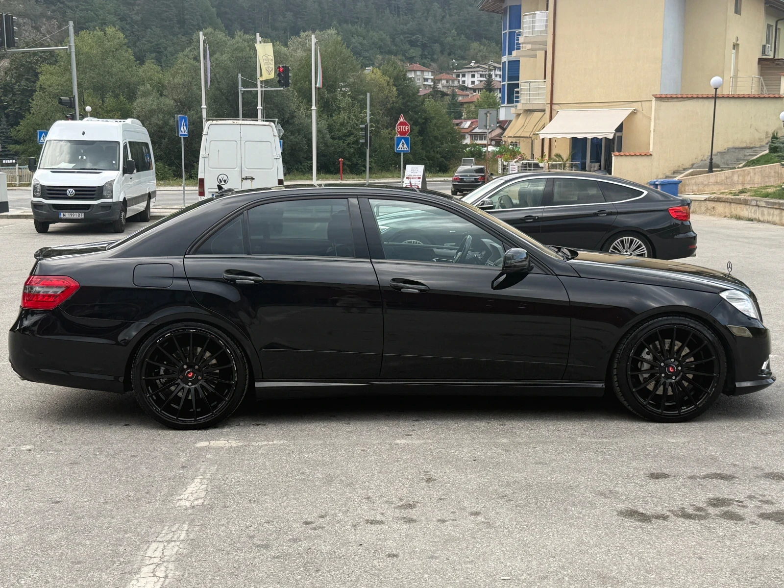 Mercedes-Benz E 500 ГАЗ/ЗАДНО/ПРУЖИНИ, снимка 3 - Автомобили и джипове - 55795256