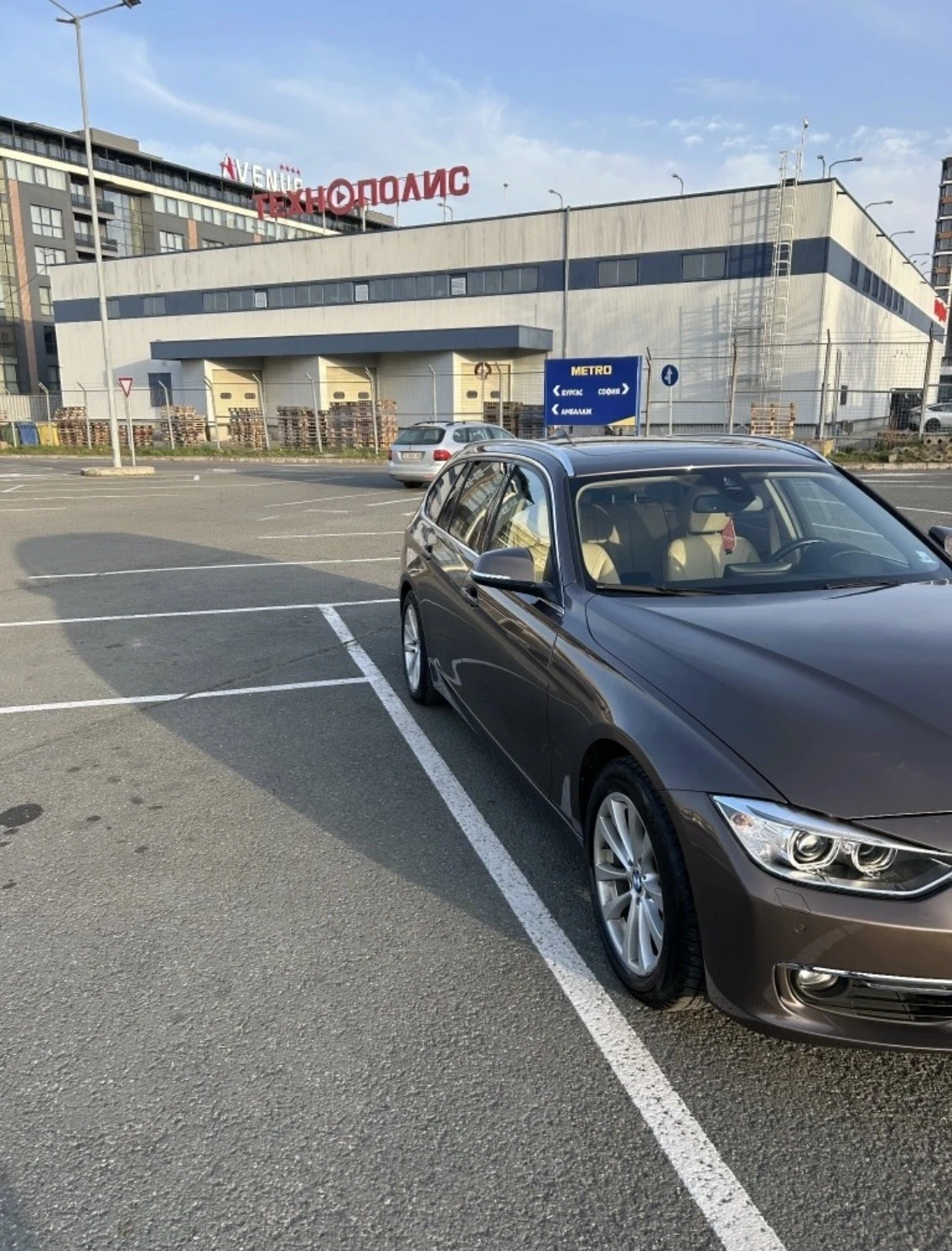 BMW 330, снимка 3 - Автомобили и джипове - 56488152