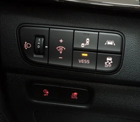 Kia Niro 64KWh/Premium/SOH100% - 17550 € / 34324.82 лв. - 30232963 16