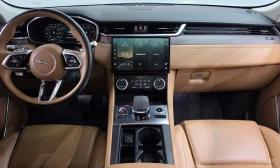 Jaguar F-PACE D200 S - 28117 € - 63804530 7