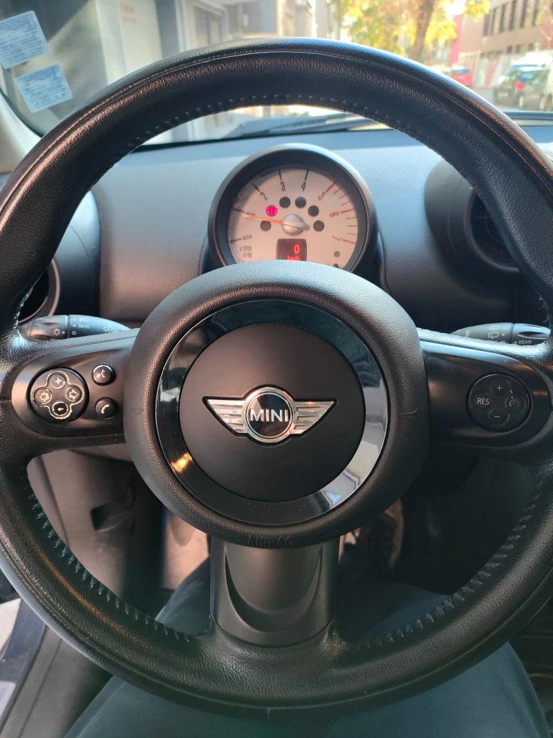 Mini Countryman D, снимка 10 - Автомобили и джипове - 48051634