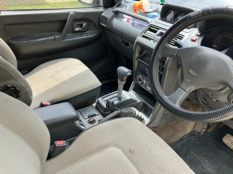 Mitsubishi Pajero, снимка 5 - Автомобили и джипове - 49198476