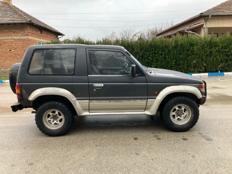 Mitsubishi Pajero, снимка 4 - Автомобили и джипове - 48293924