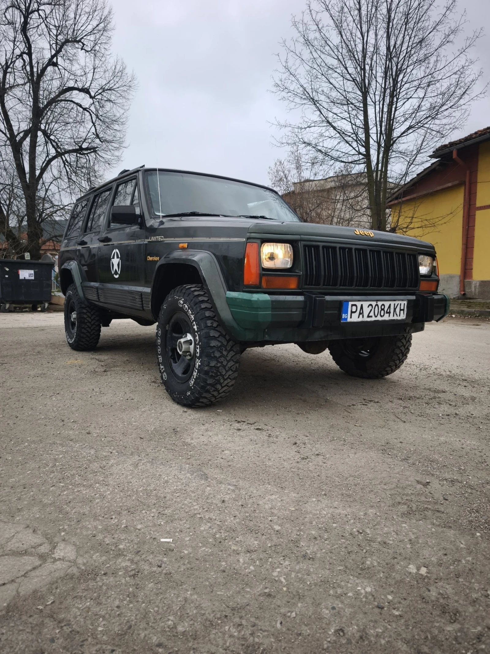Jeep Cherokee Limited , снимка 3 - Автомобили и джипове - 53890550