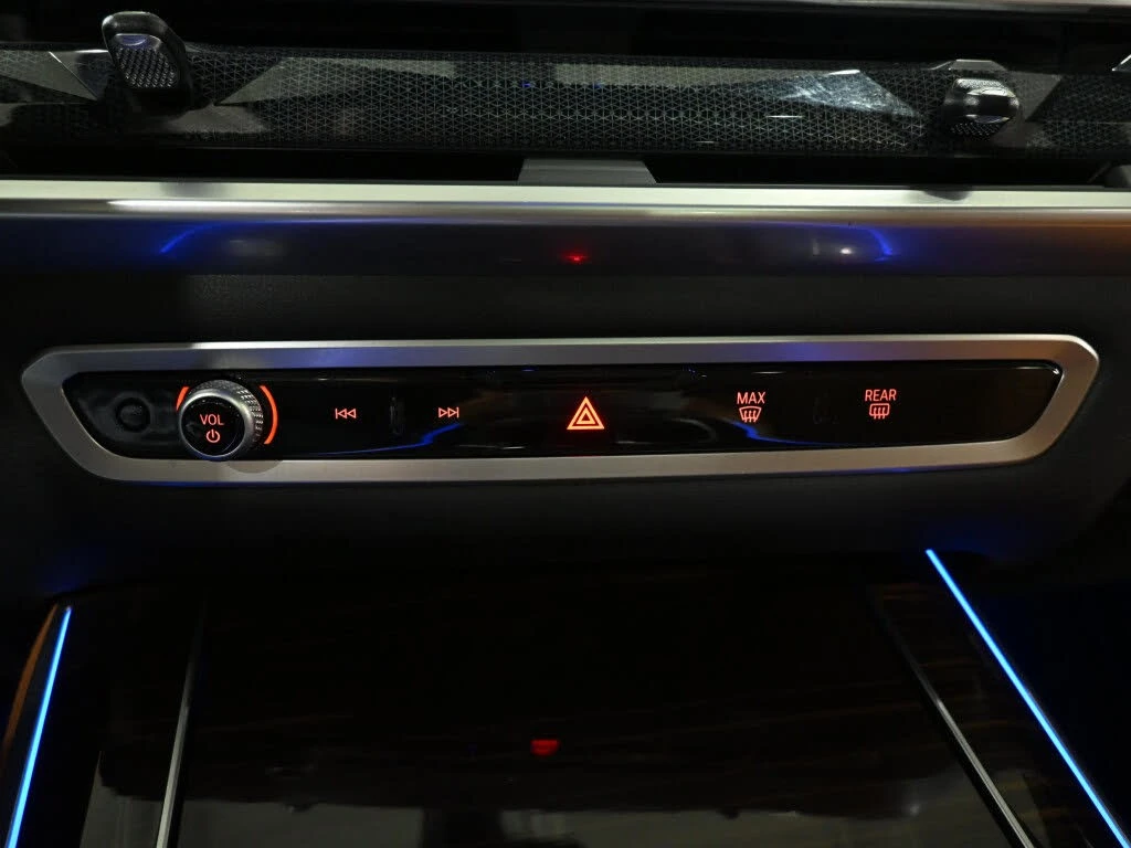 BMW X5 xDrive40i* AWD* АвтоКредит* (ЦЕНА ДО БГ), снимка 13 - Автомобили и джипове - 54208698