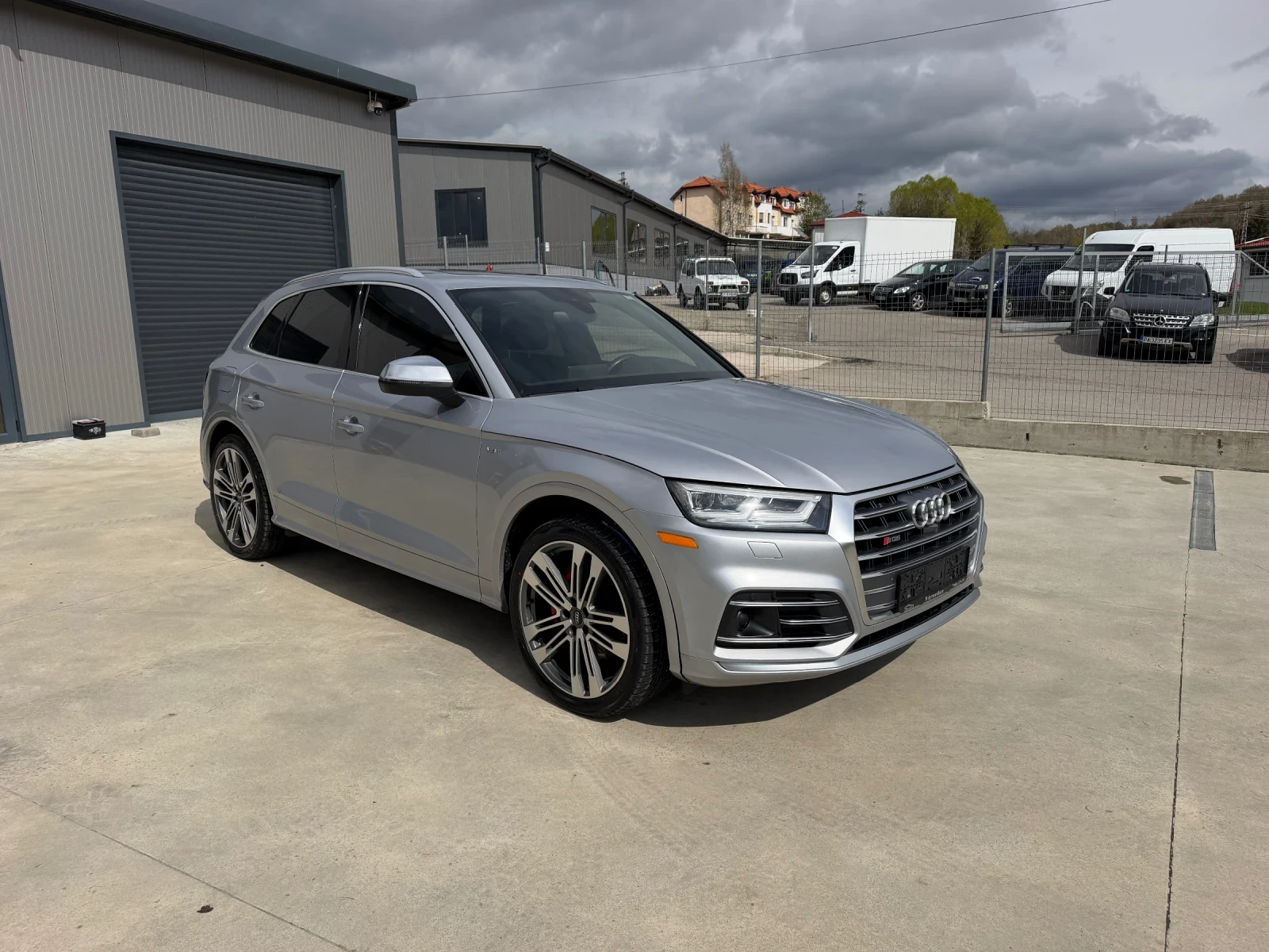 Audi SQ5 HEAD UP/ 360 CAMERA / PANORAMA, снимка 4 - Автомобили и джипове - 54298370