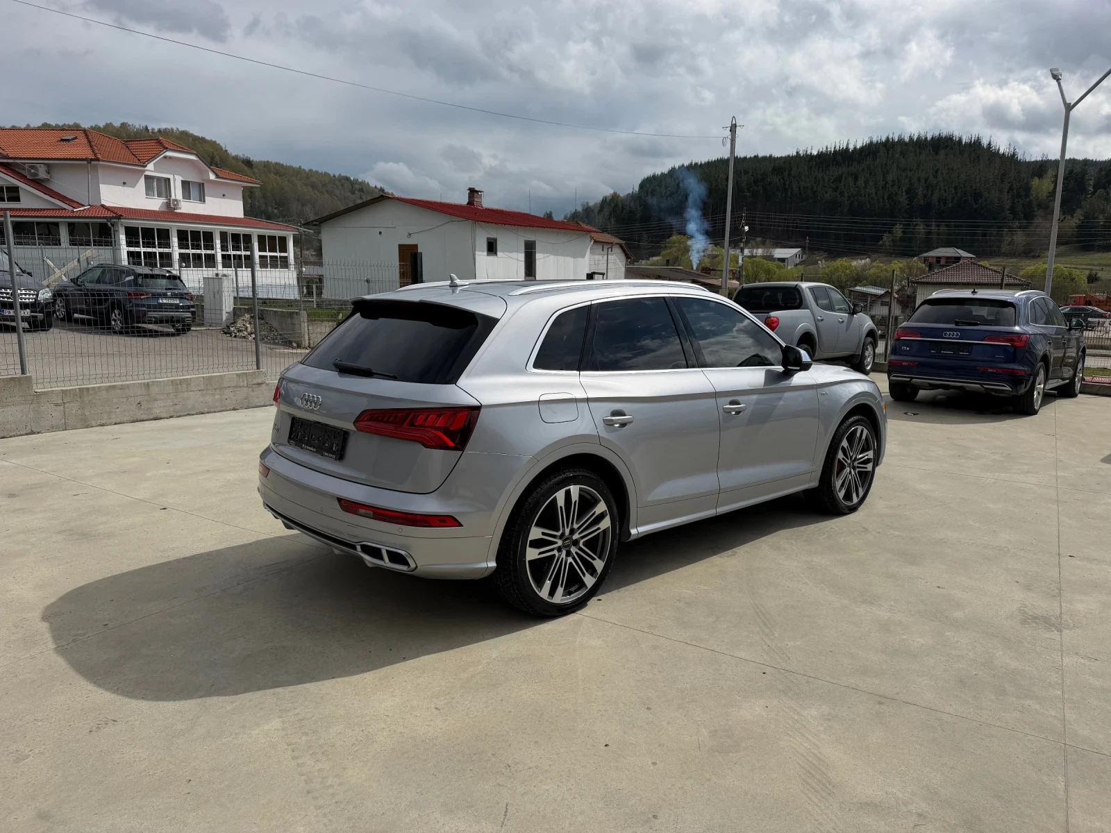 Audi SQ5 HEAD UP/ 360 CAMERA / PANORAMA, снимка 3 - Автомобили и джипове - 54298370