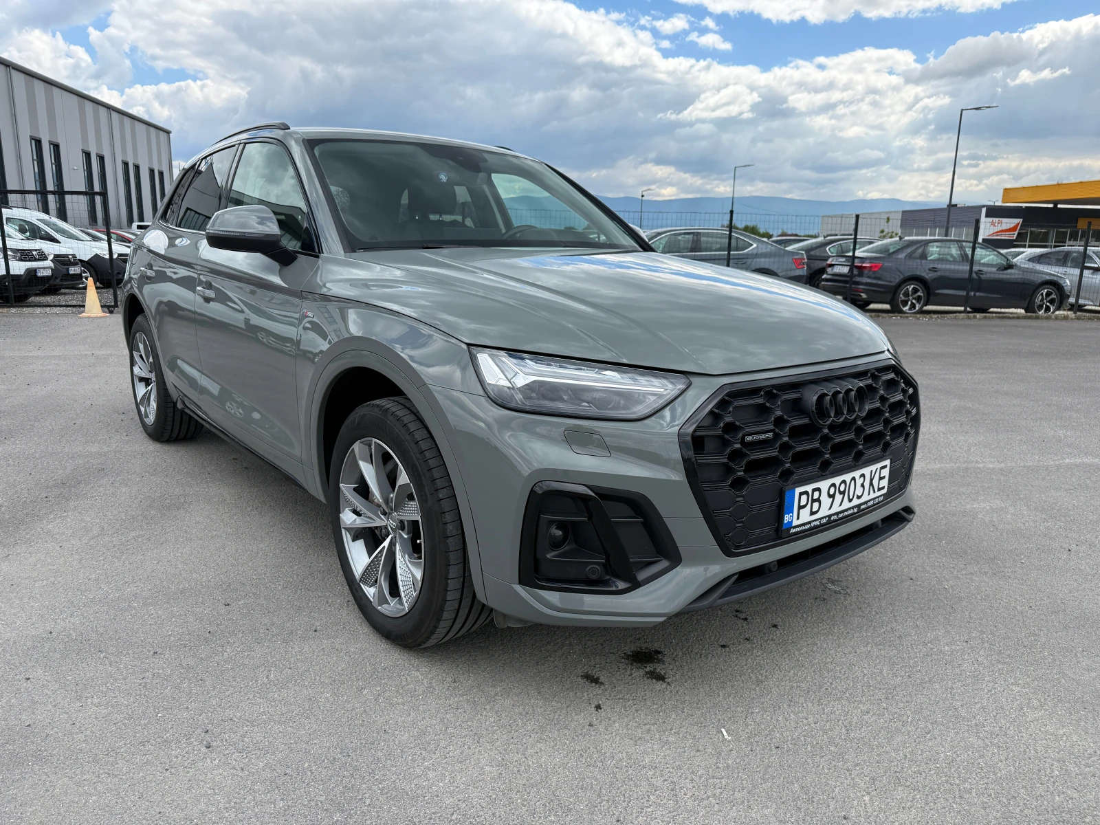 Audi Q5 S Line 4Х4 С ГАРАНЦИЯ, снимка 7 - Автомобили и джипове - 54398537