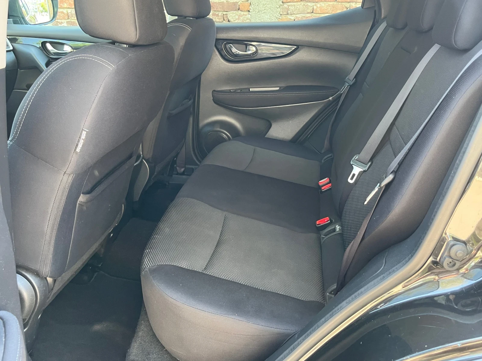 Nissan Qashqai 1.2 360 Камери РЕГИСТРИРАН, снимка 10 - Автомобили и джипове - 54441514