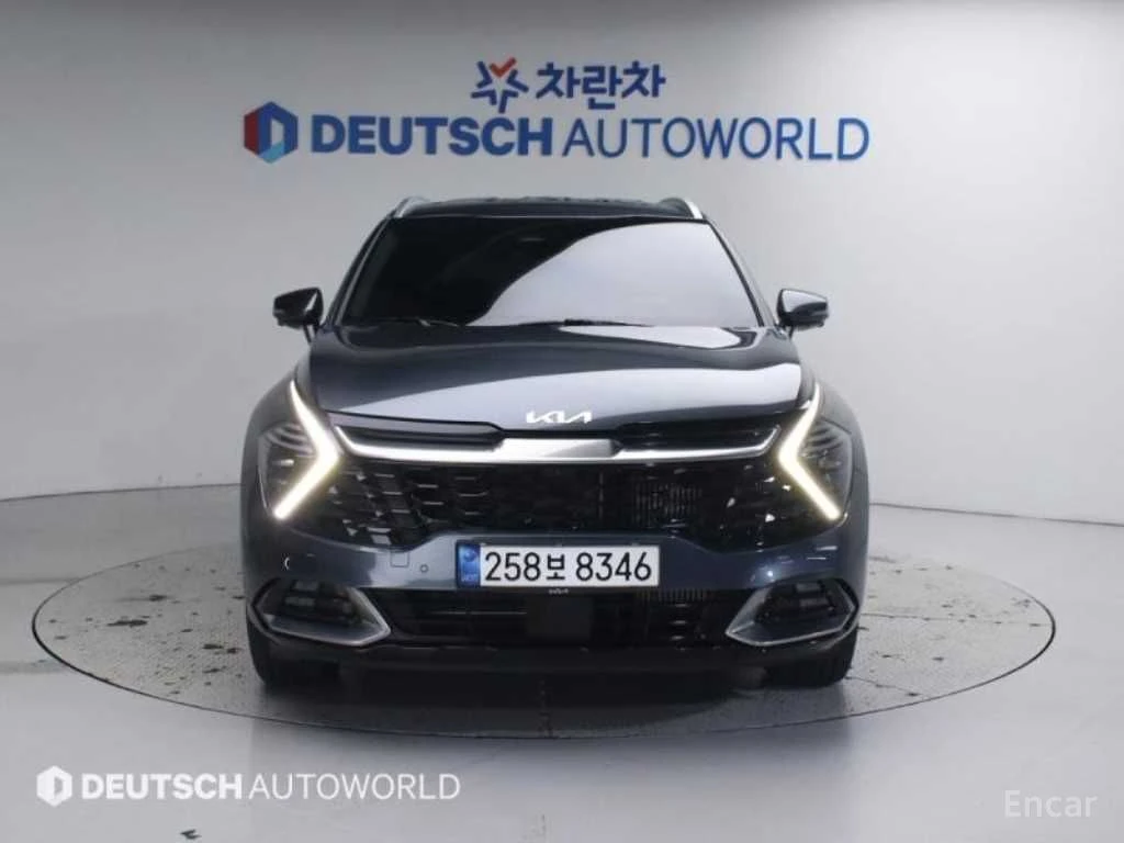 Kia Sportage 1.6T Noblesse 4x4* HARMAN KARDON* DISTRONIC* 360* , снимка 2 - Автомобили и джипове - 55050972