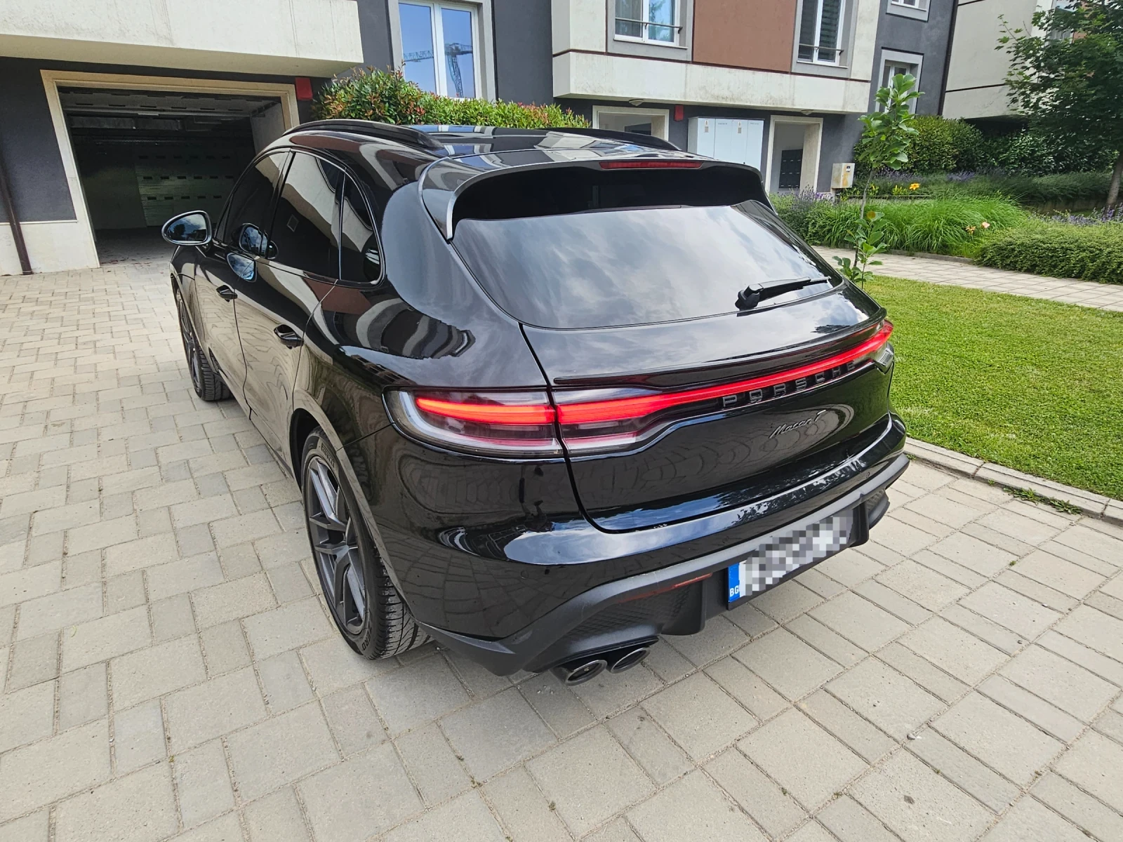 Porsche Macan 2.0 T, снимка 3 - Автомобили и джипове - 55101494