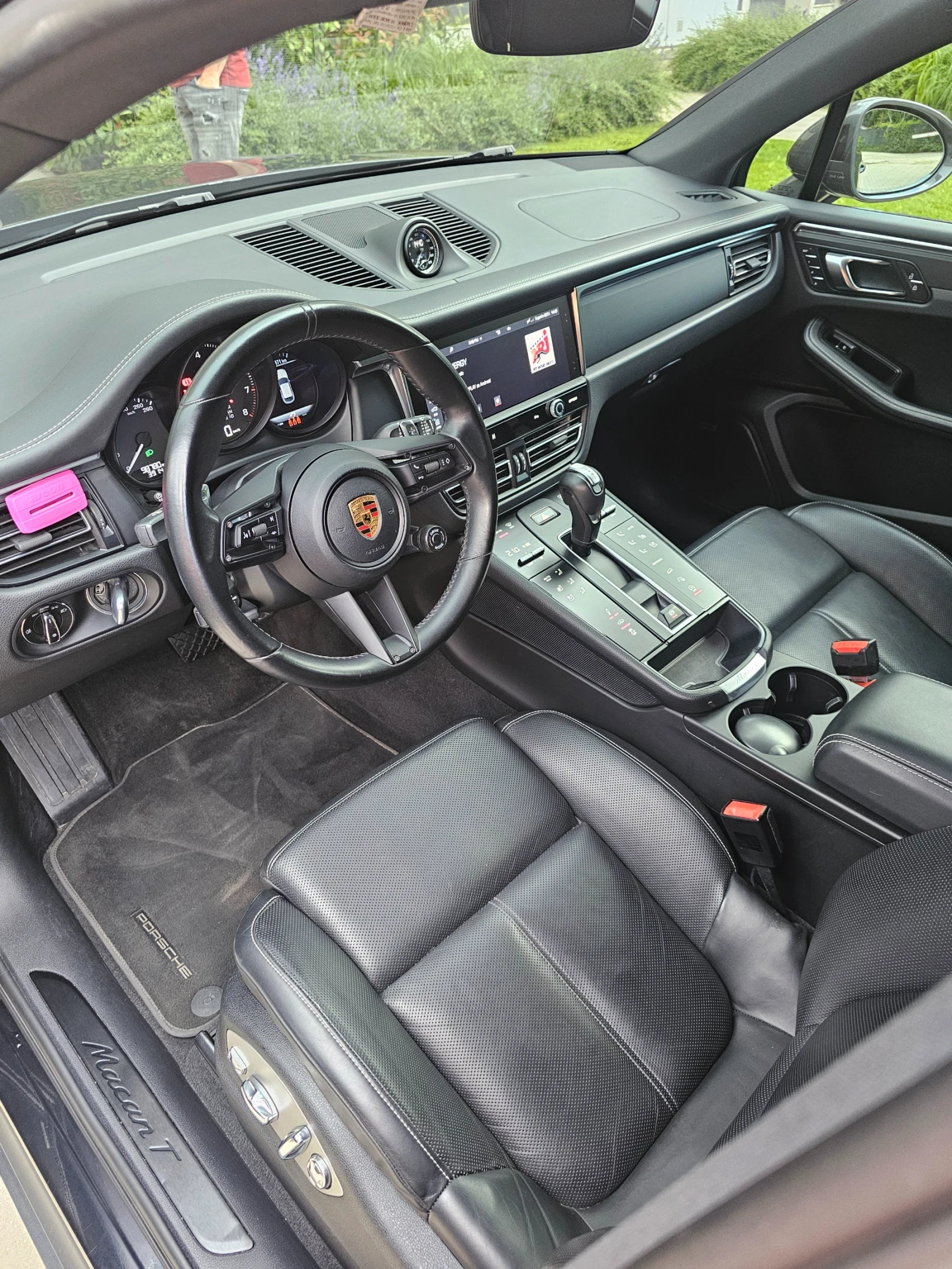 Porsche Macan 2.0 T, снимка 8 - Автомобили и джипове - 55101494