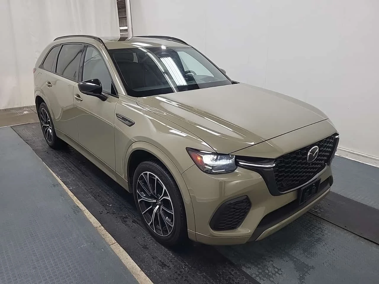 Mazda CX-7  GT AWD, 2.5L / HUD / 360 / OБДУХВАНЕ / 2 КЛЮЧА   , снимка 2 - Автомобили и джипове - 55352180