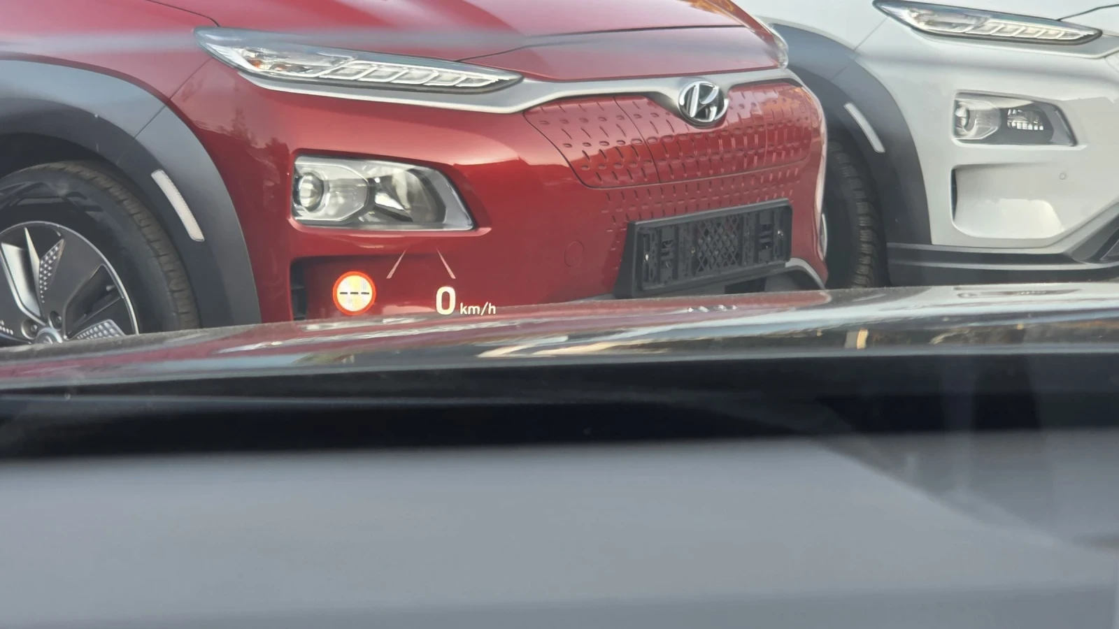 Hyundai Kona SOH100%/В ГАРАНЦИЯ, снимка 13 - Автомобили и джипове - 55436385