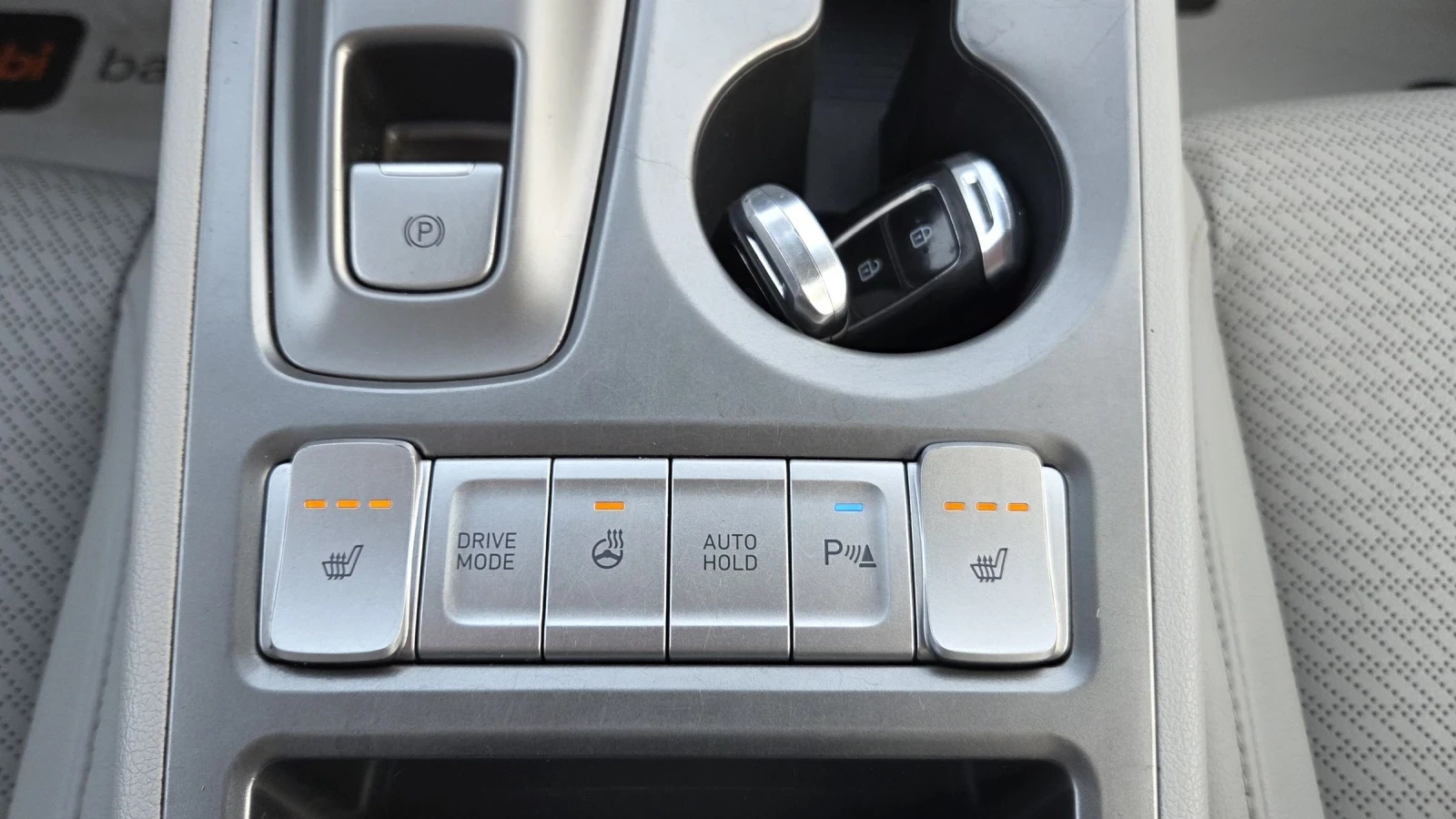 Hyundai Kona SOH100%/В ГАРАНЦИЯ, снимка 14 - Автомобили и джипове - 55436385