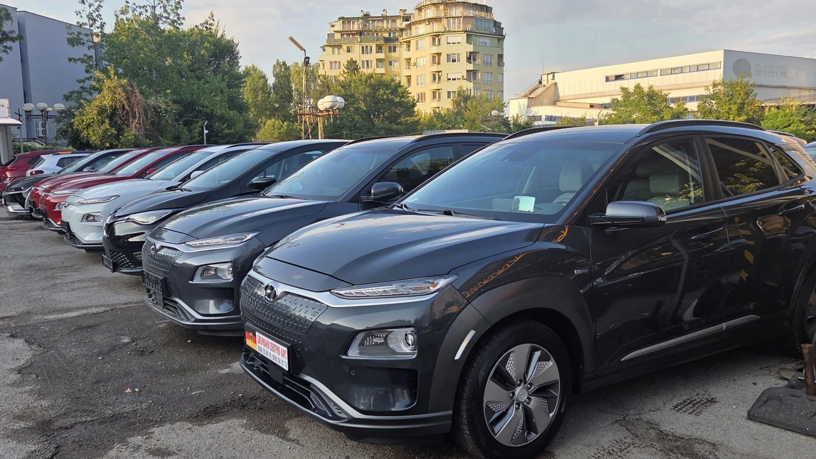 Hyundai Kona SOH100%/В ГАРАНЦИЯ, снимка 17 - Автомобили и джипове - 55436385