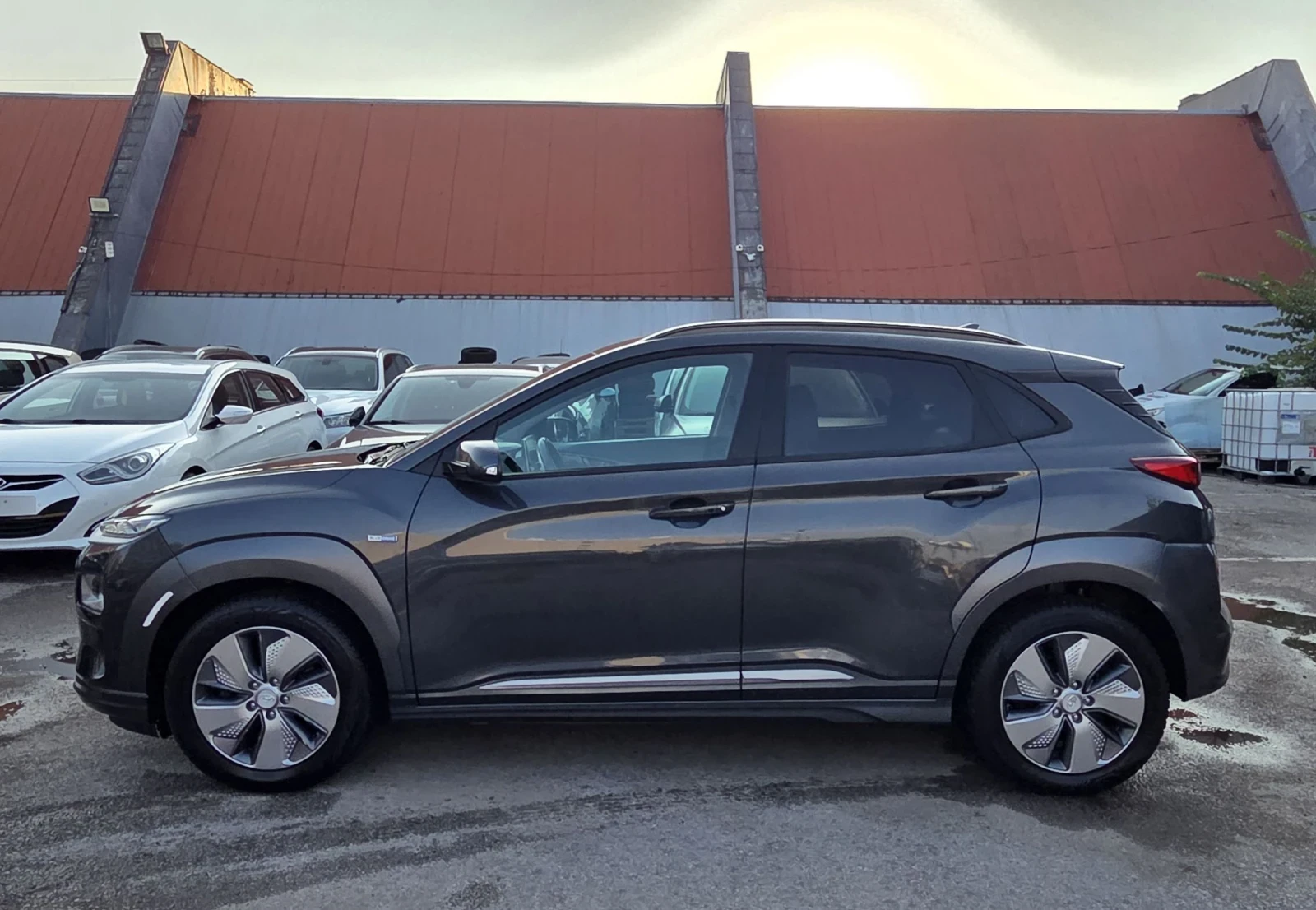 Hyundai Kona SOH100%/В ГАРАНЦИЯ, снимка 5 - Автомобили и джипове - 55436385