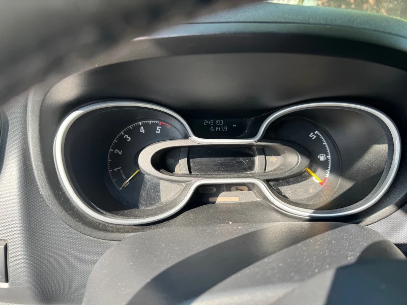 Opel Vivaro, снимка 2 - Бусове и автобуси - 52627775