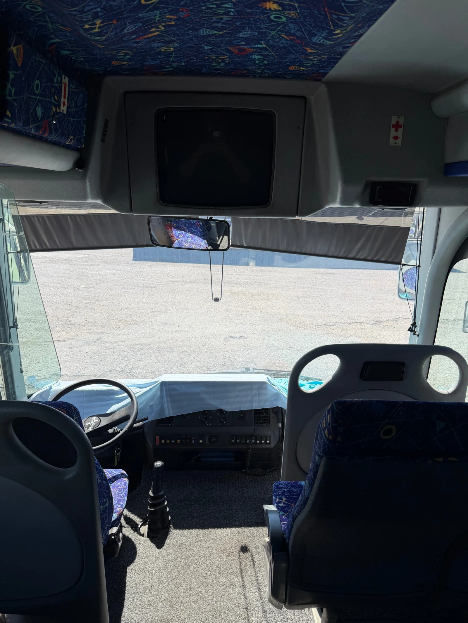 Man 10 220 10.220, снимка 10 - Бусове и автобуси - 54320146