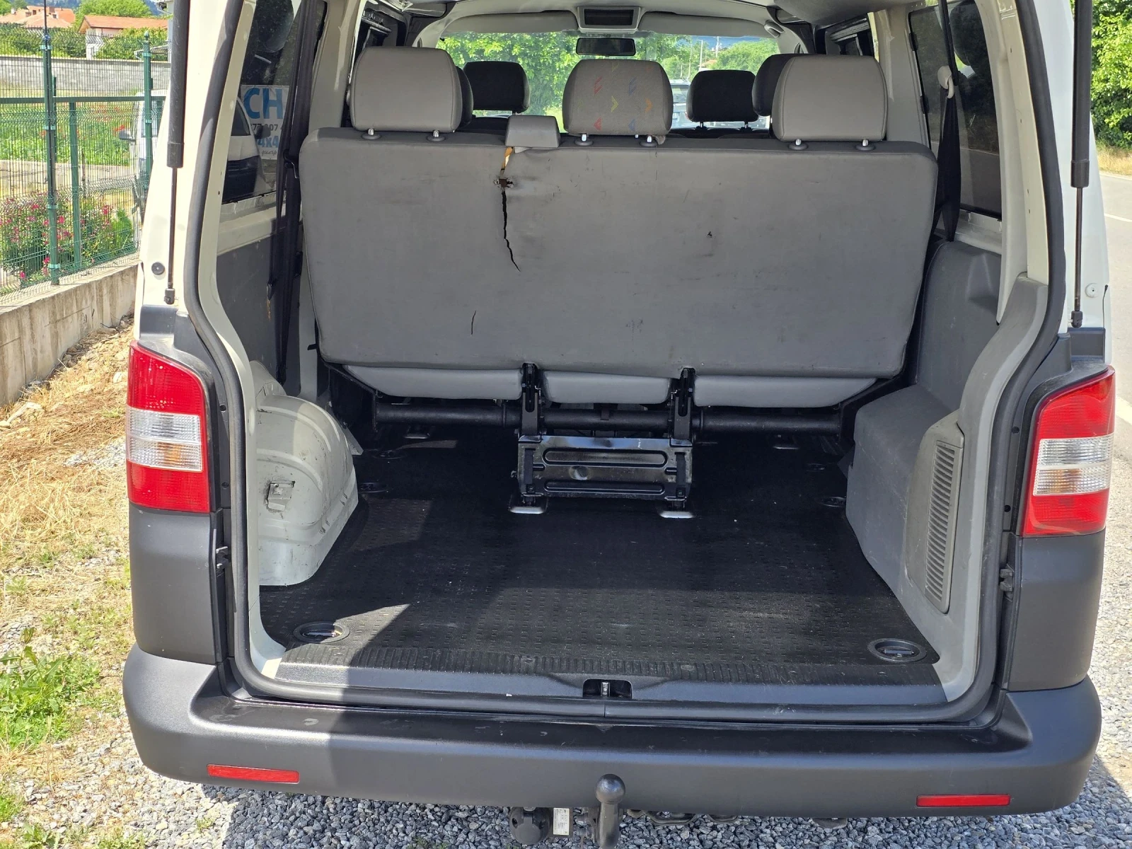 VW T5 CARAVELLE 2.5TDI Long 7+ 1 , снимка 12 - Бусове и автобуси - 54941987