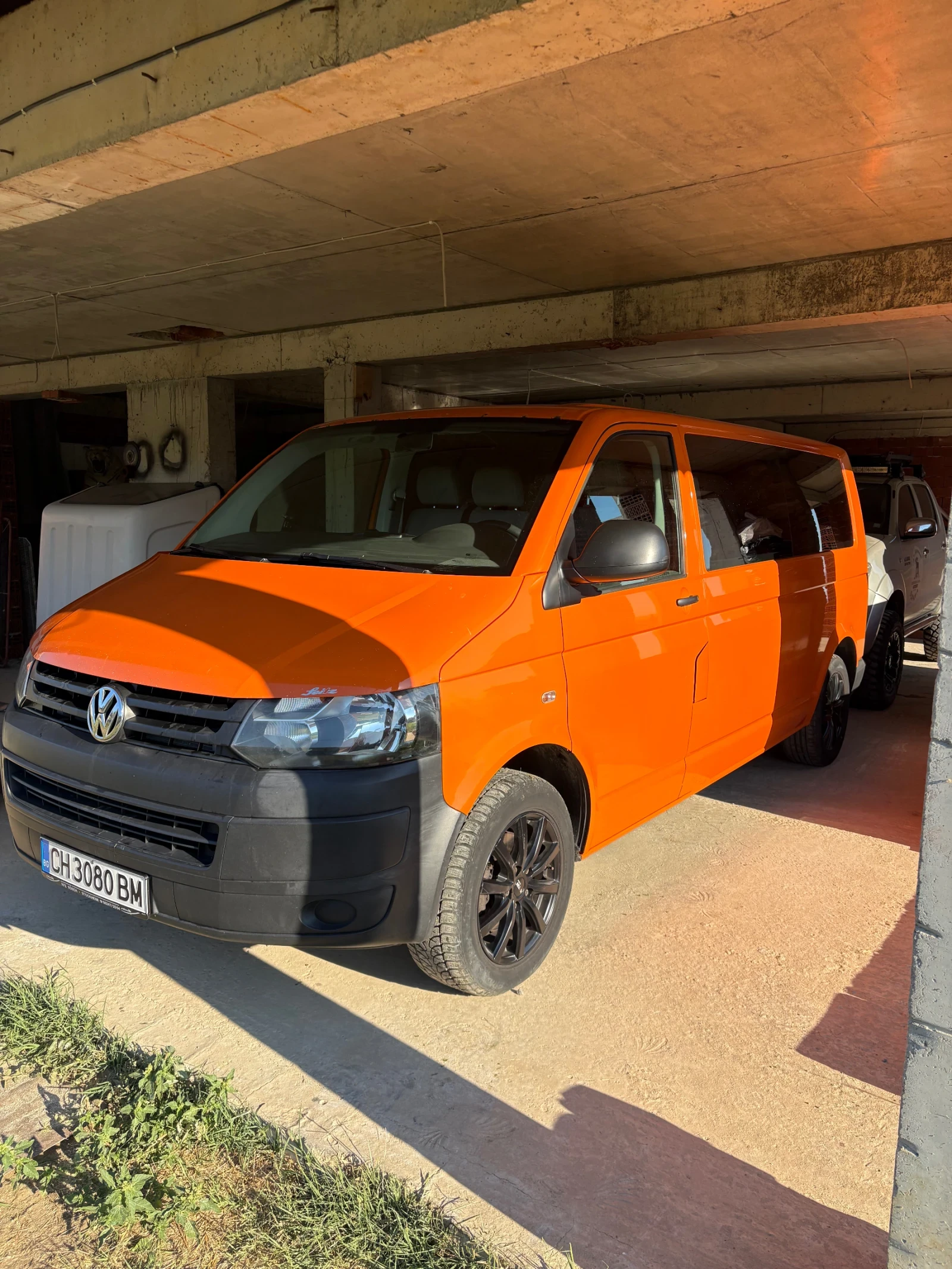 VW T5, снимка 12 - Бусове и автобуси - 55698720