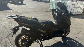 Yamaha T-max 560, снимка 7