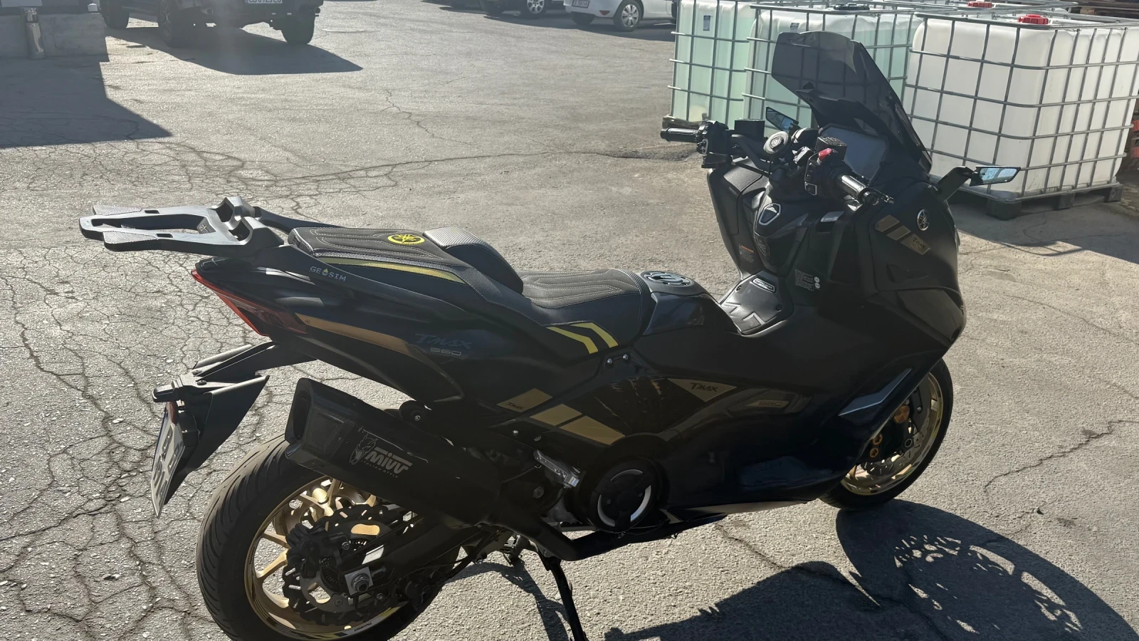 Yamaha T-max 560 - изображение 7