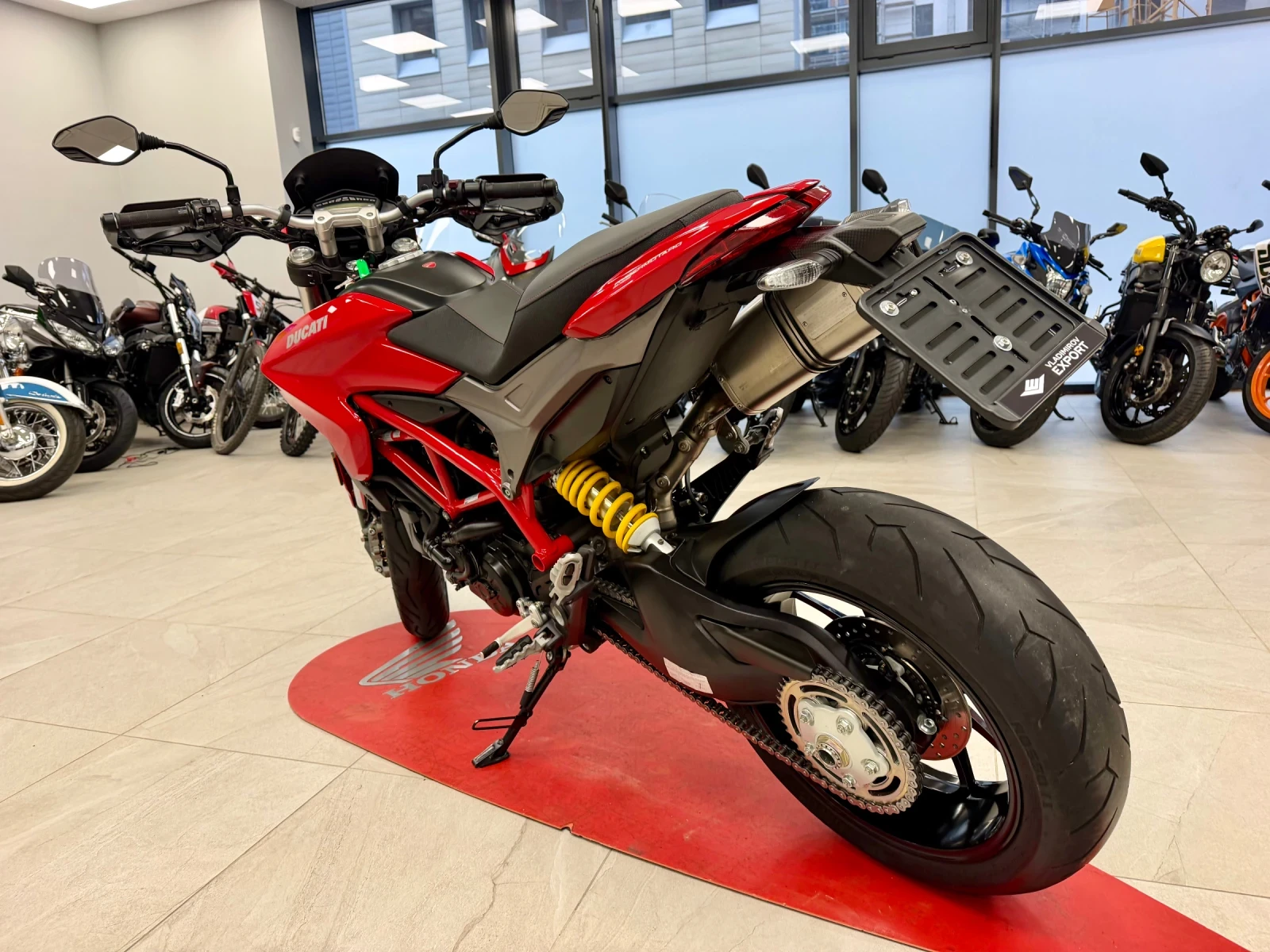 Ducati Hypermotard  939 Termignoni Titan - 256 ����/����� | Mobile.bg � ����������� 9