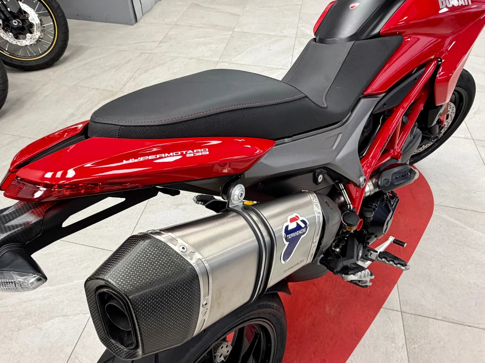 Ducati Hypermotard  939 Termignoni Titan - 256 ����/����� | Mobile.bg � ����������� 6