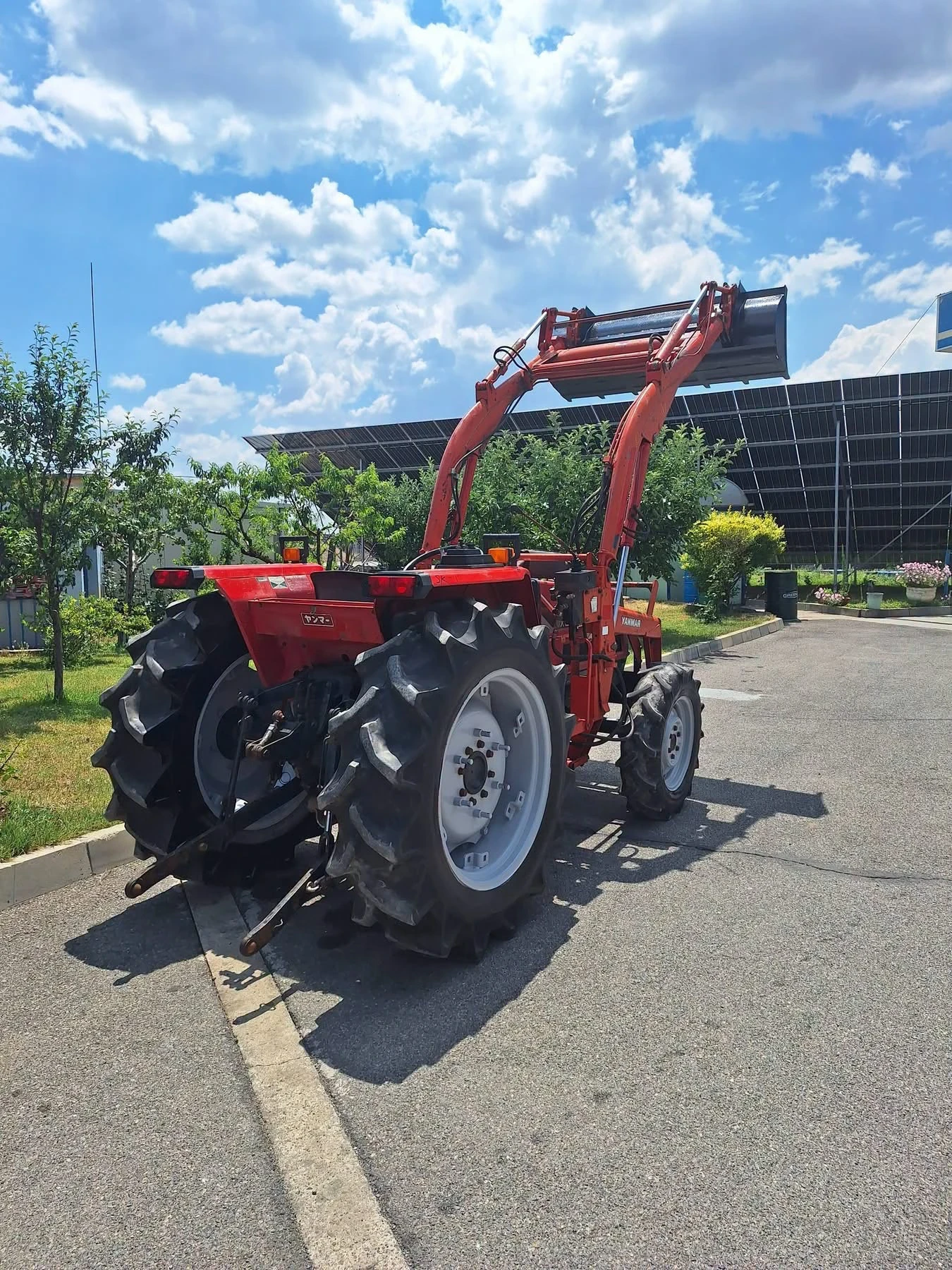 Трактор Yanmar, снимка 5 - Селскостопанска техника - 55070999