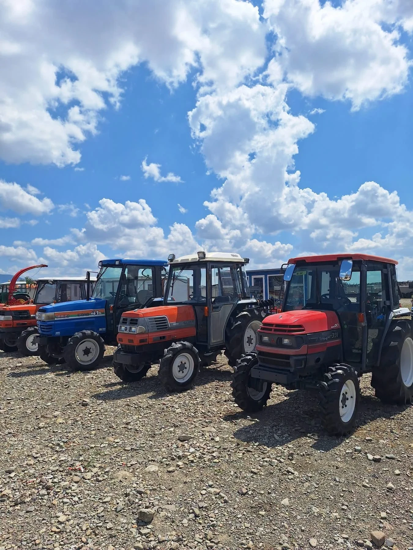 Трактор Yanmar, снимка 8 - Селскостопанска техника - 55070999