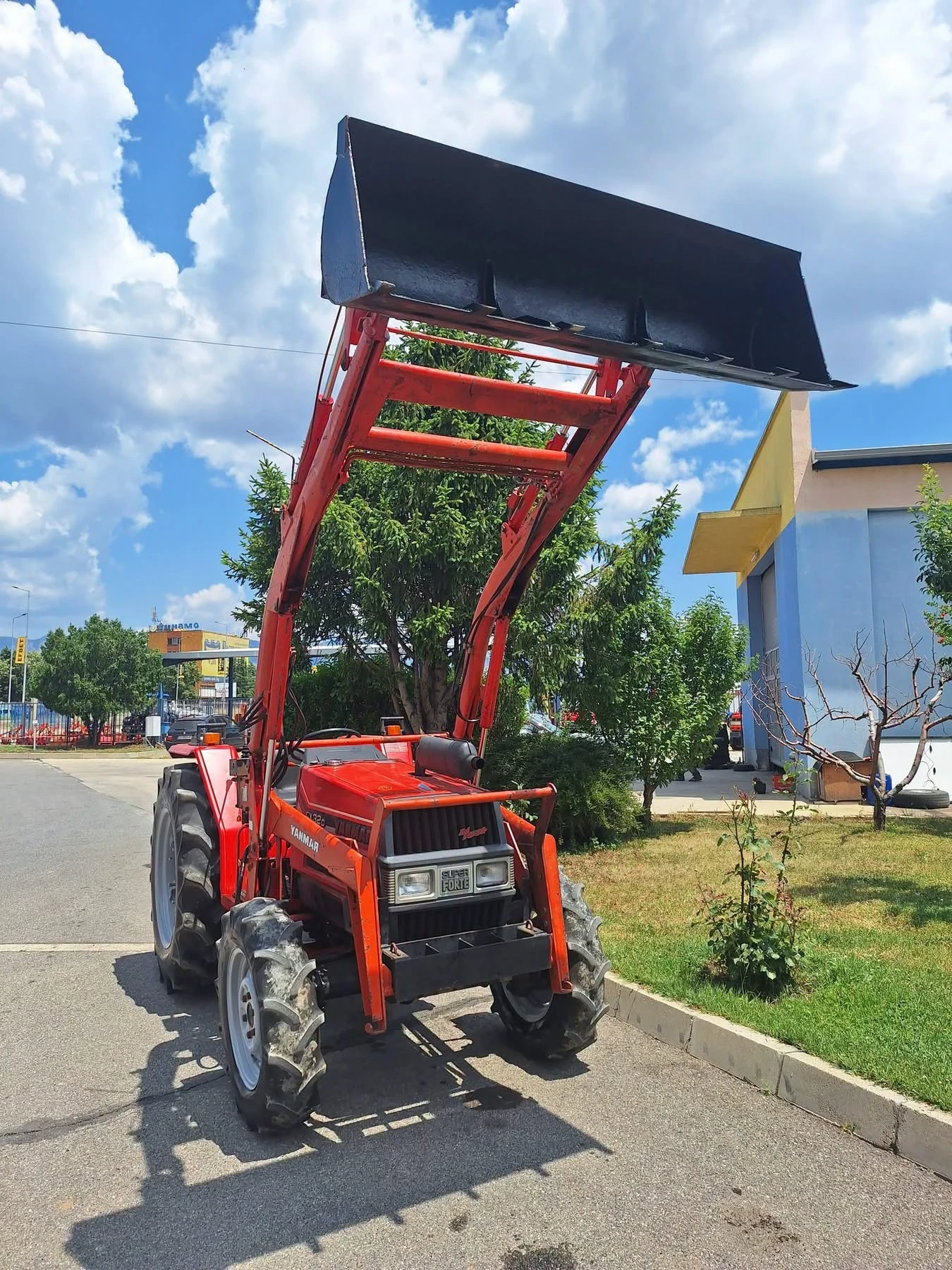 Трактор Yanmar, снимка 6 - Селскостопанска техника - 55070999