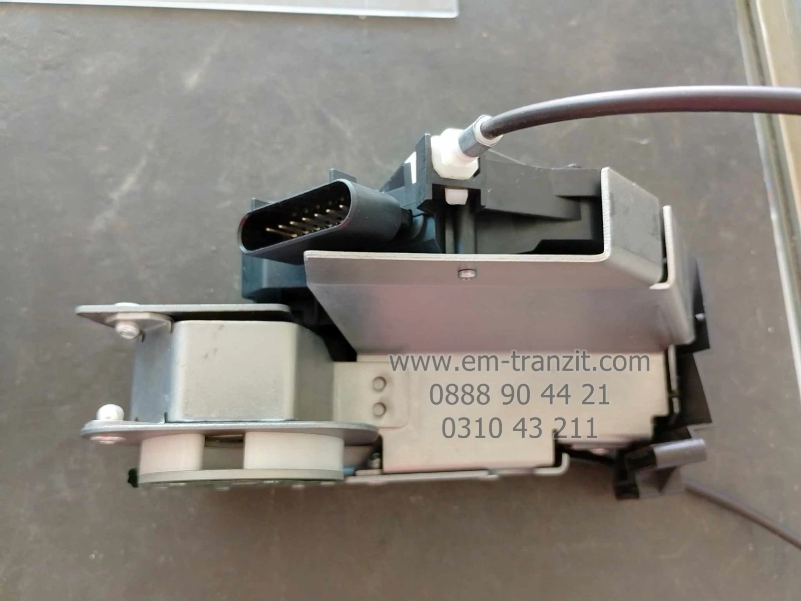   L    | Mobile.bg   3