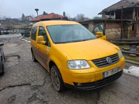 VW Caddy В добро състояние обслужен , снимка 2