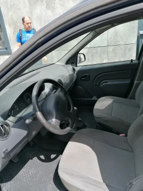 Dacia Logan, снимка 1