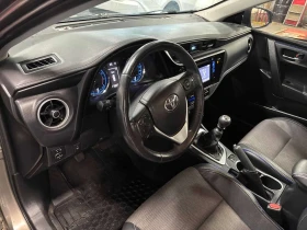 Toyota Corolla 4dr Sdn/CARFAX/ФИНАНСИРАНЕ | Auto.bg — изображение 5