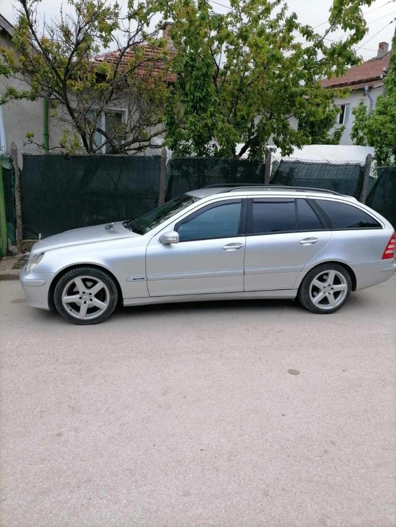 Mercedes-Benz C 200, снимка 1 - Автомобили и джипове - 47741956