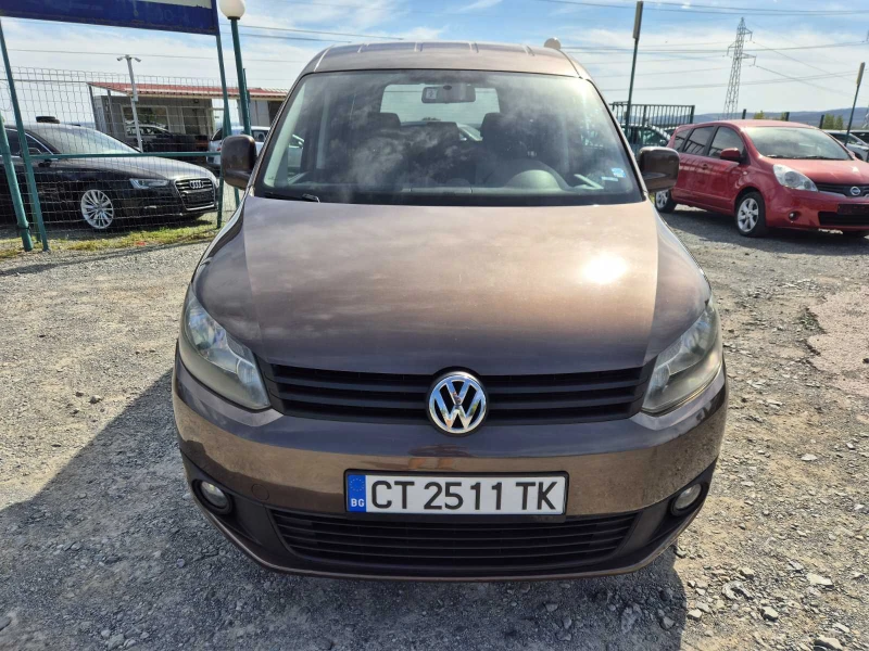 VW Caddy 1.6TDI 102к.с., снимка 8 - Автомобили и джипове - 47342734