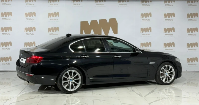 BMW 535 xDrive Luxury, снимка 2 - Автомобили и джипове - 47592940