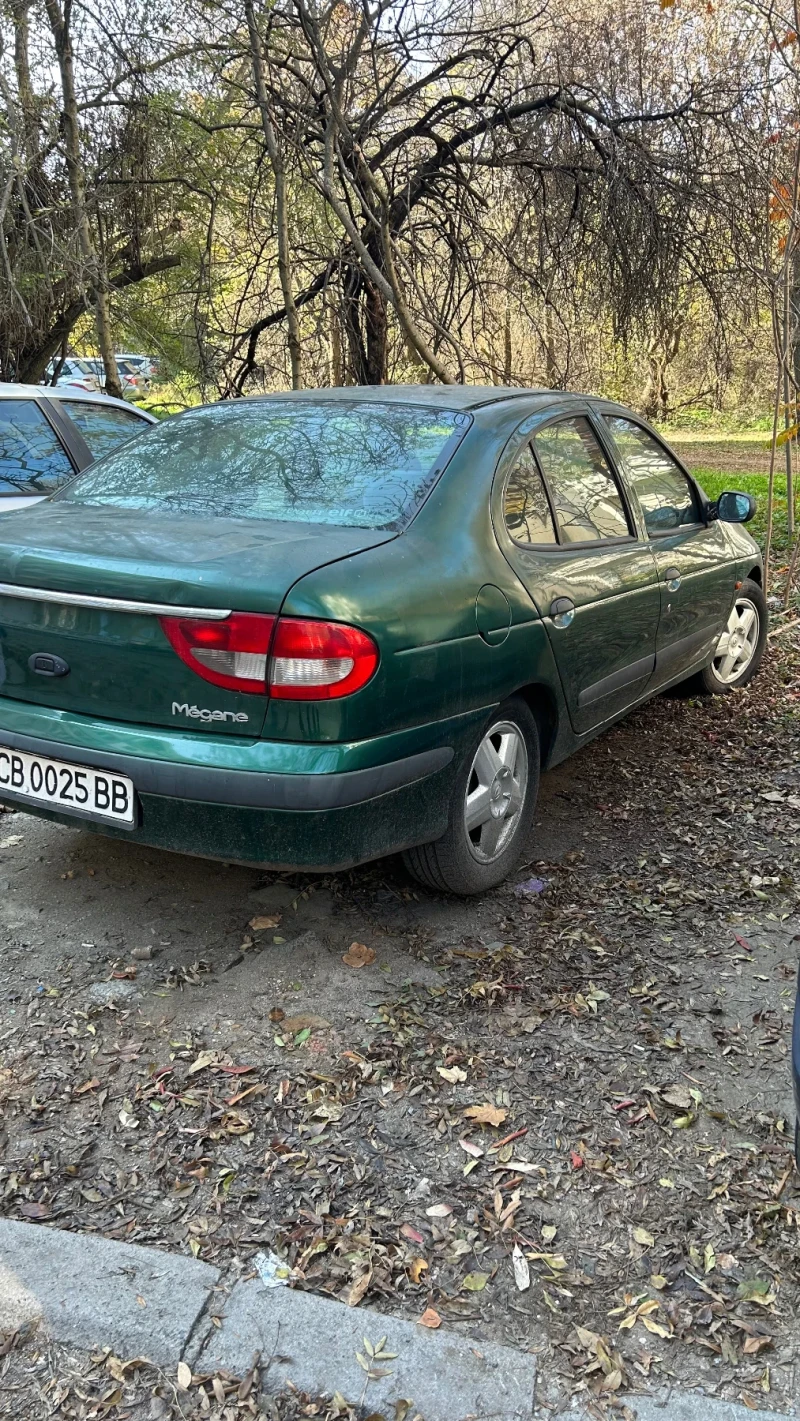 Renault Megane 1.6 бензин , снимка 10 - Автомобили и джипове - 47815193