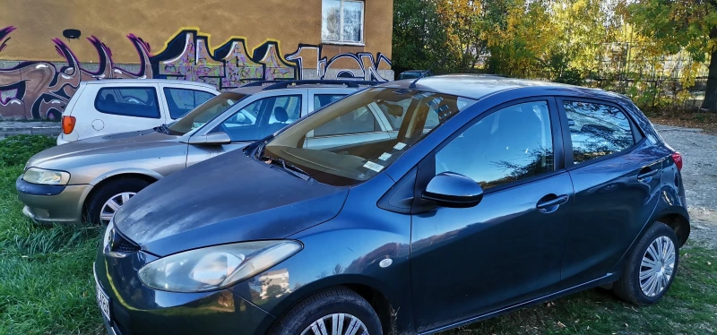 Mazda 2 1.4, снимка 4 - Автомобили и джипове - 48088901