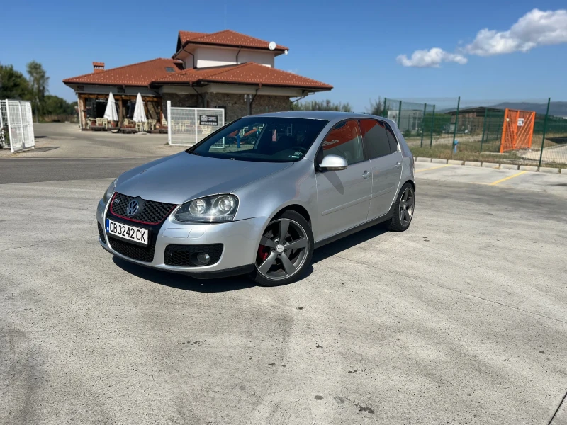 VW Golf 2000GTI, снимка 1 - Автомобили и джипове - 49154791