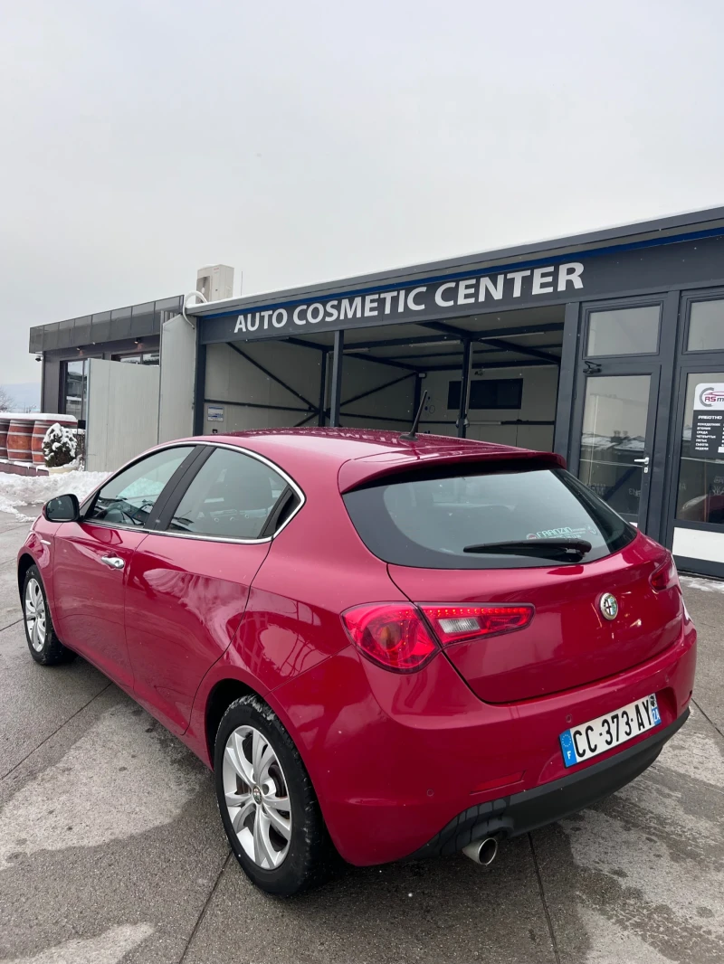 Alfa Romeo Giulietta 1.6 JTDm 105 euro 6D, снимка 3 - Автомобили и джипове - 49243306