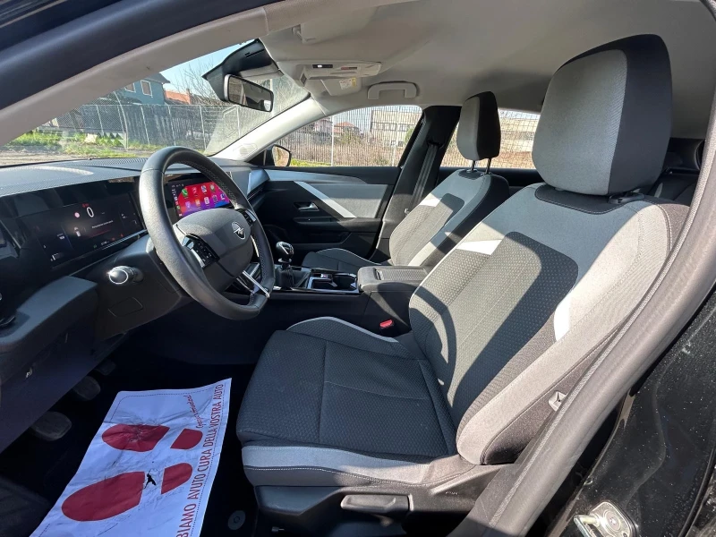 Opel Astra 1.2Ti Edition, снимка 7 - Автомобили и джипове - 49847281