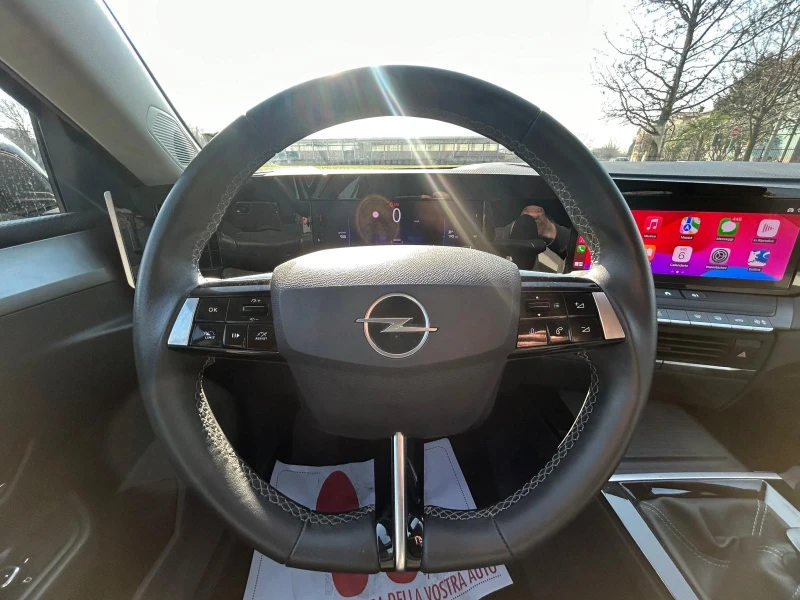 Opel Astra 1.2Ti Edition, снимка 9 - Автомобили и джипове - 49847281