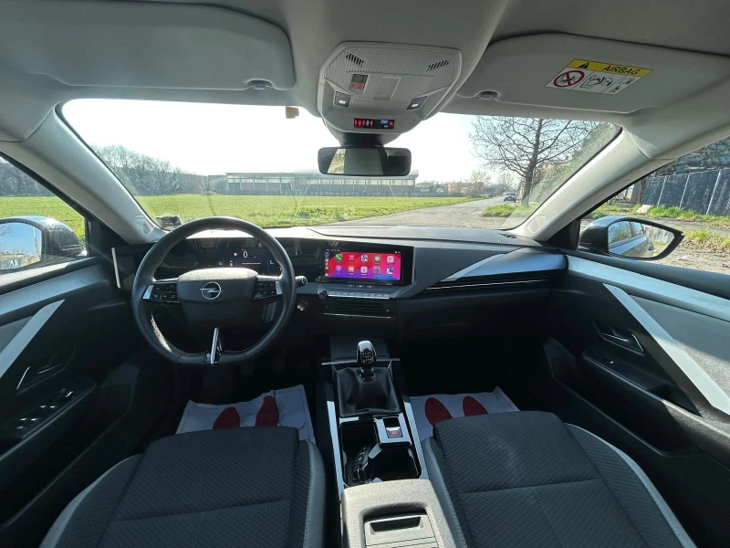 Opel Astra 1.2Ti Edition, снимка 10 - Автомобили и джипове - 49847281