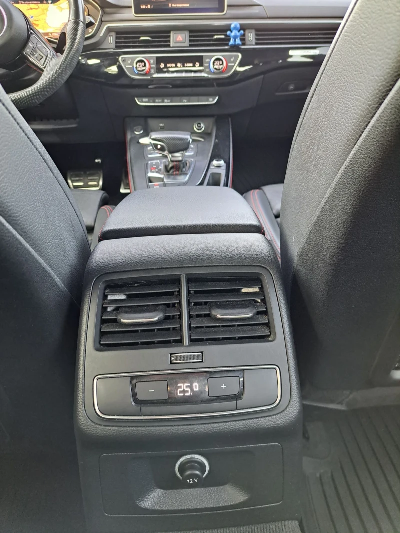 Audi A4 2.0 TFSI , снимка 10 - Автомобили и джипове - 51733565