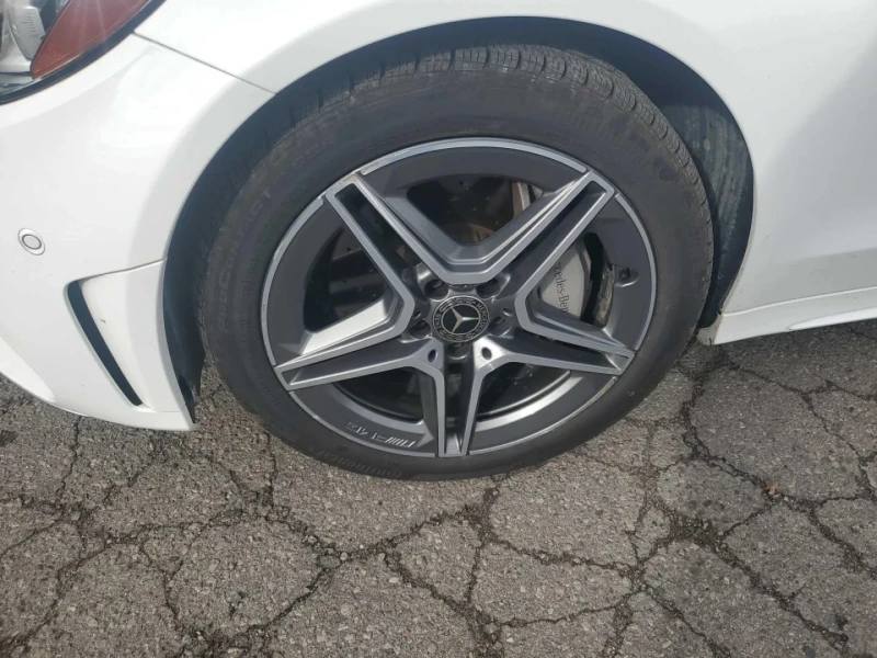 Mercedes-Benz C 300 AMG-line* Burmester* Digital* Подгрев* Пано, снимка 6 - Автомобили и джипове - 52318880